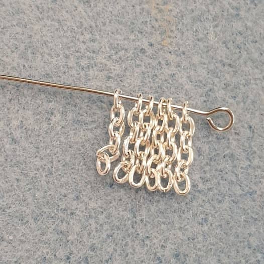 Easy guide of how to make cut chains the same length